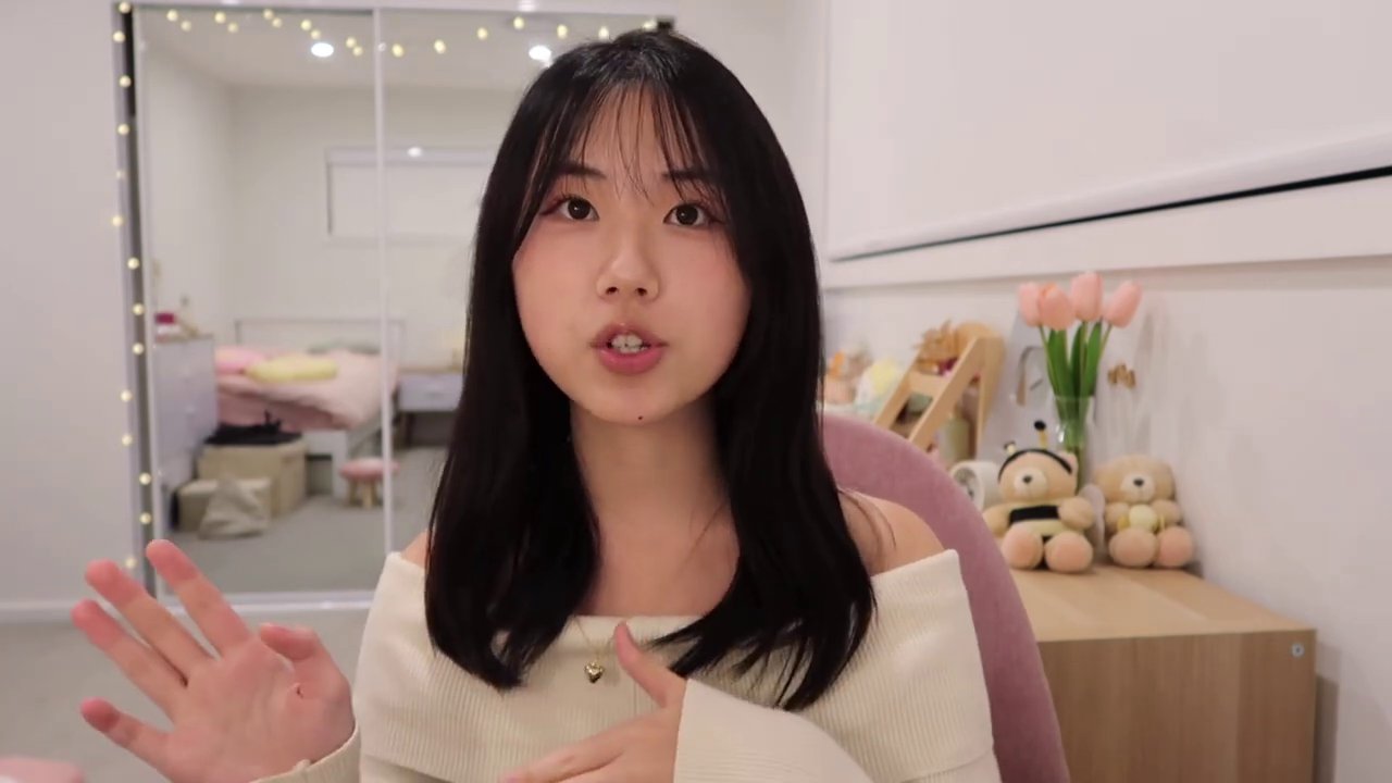 Hướng Dẫn Chọn Dụng Cụ Móc Len Cho Người Mới Bắt Đầu: Từ A Đến Z 1