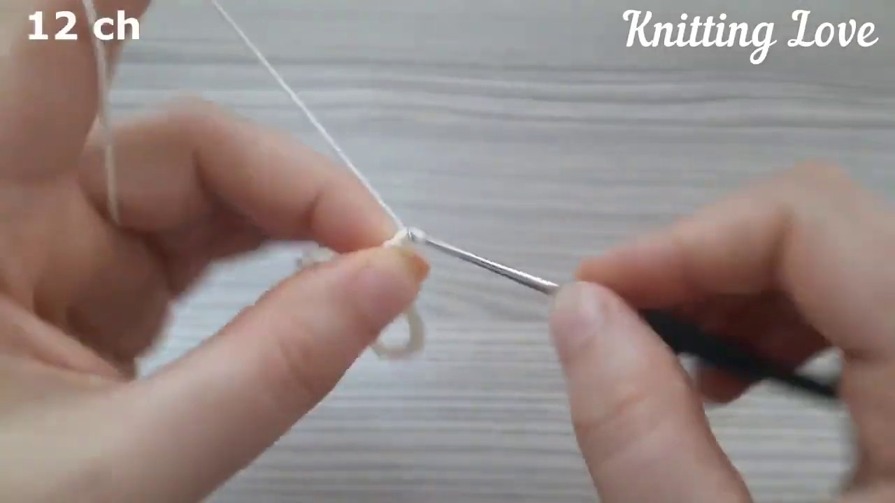 Một góc chụp close-up các đường mi trên hình hoàn thiện.